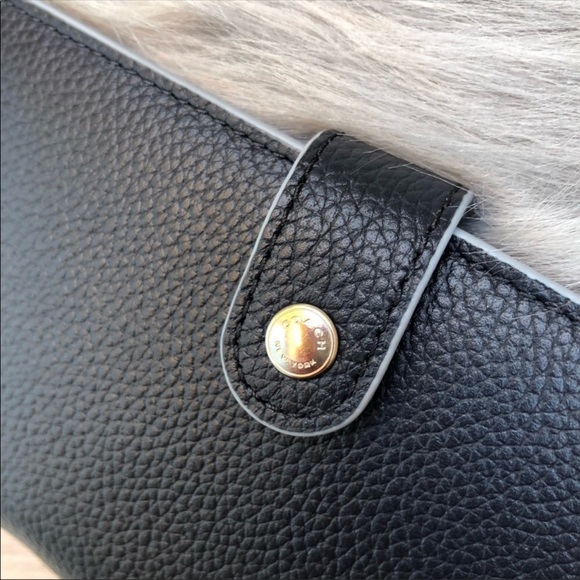 Coach Wristlet - Picture 2 of 7